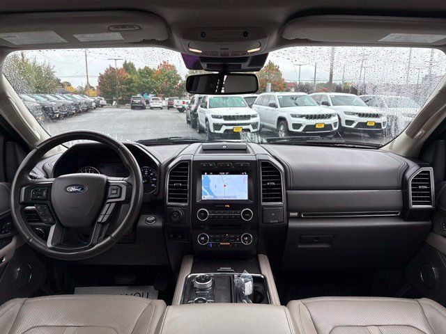 Used 2018 Ford Expedition Limited w/ Equipment Group 301A AWD/4WD image 18