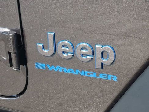 Certified 2023 Jeep Wrangler Unlimited image 13