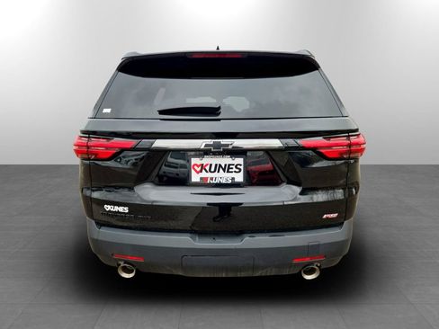 Used 2023 Chevrolet Traverse RS image 8