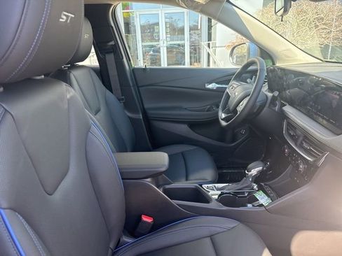 New 2026 Buick Encore GX Sport Touring image 32