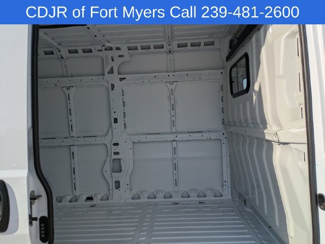 New 2026 RAM ProMaster 2500 w/ Premium Convenience Group FWD image 9