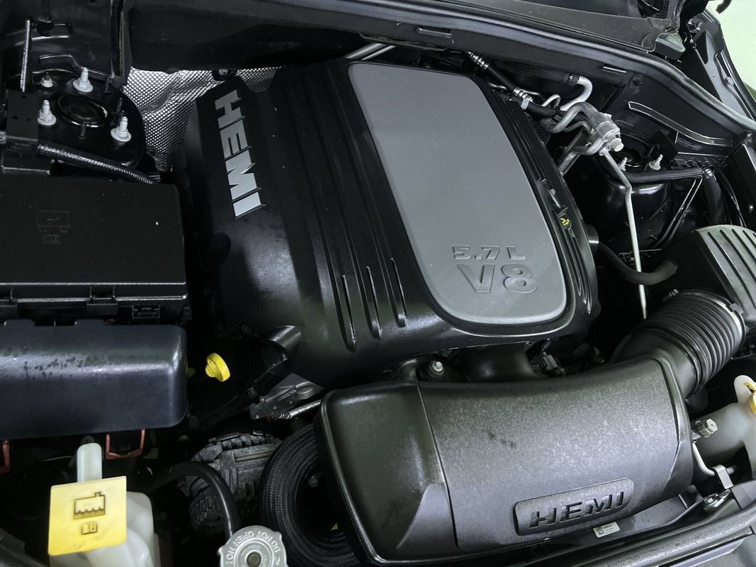 Used 2022 Dodge Durango R/T RWD image 32