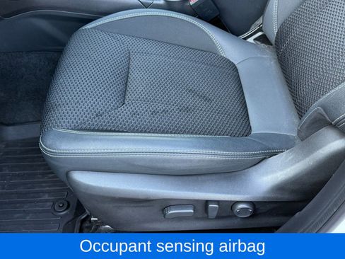 Used 2022 Subaru Forester Premium w/ Popular Package #3 image 38