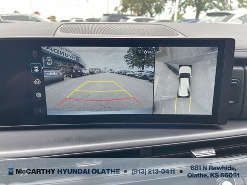 Used 2025 Hyundai Santa Fe Calligraphy w/ Tow & Go Package FWD image 8