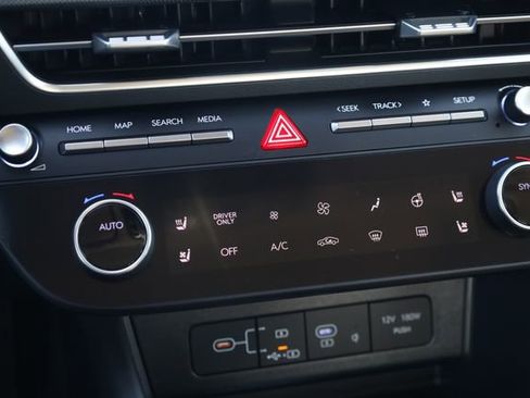 New 2026 Hyundai Sonata Limited FWD image 18