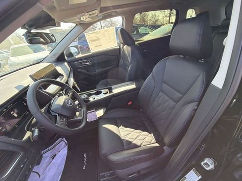 New 2026 Nissan Rogue Platinum w/ Platinum Premium Package image 11