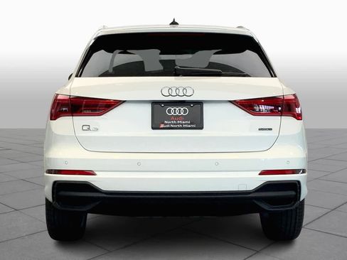 Certified 2024 Audi Q3 2.0T Premium Plus image 4