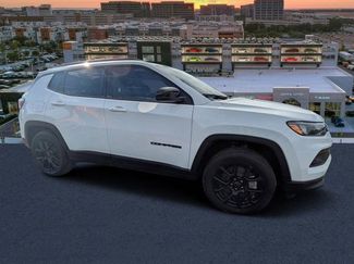 New 2026 Jeep Compass Latitude video 1