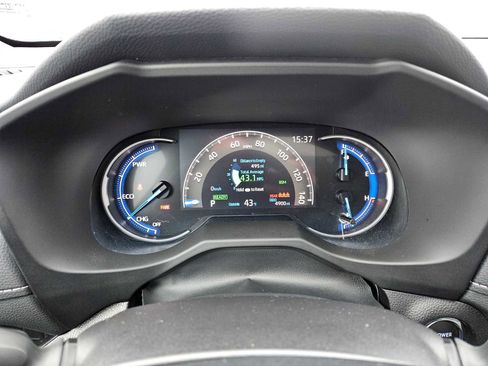 Certified 2025 Toyota RAV4 XLE Premium image 29