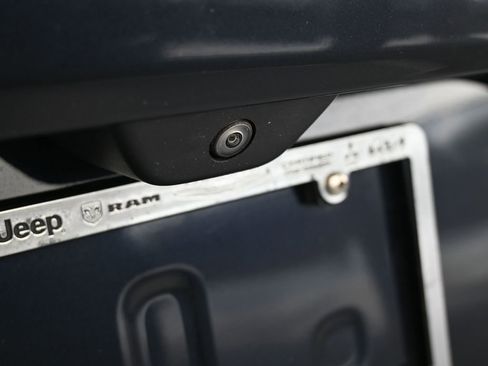 Used 2024 Jeep Grand Cherokee Overland w/ Luxury Tech Group IV image 44