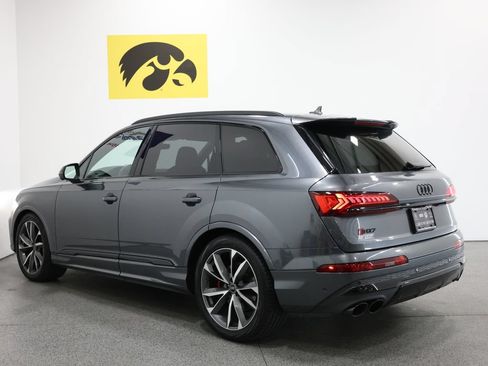 Used 2023 Audi SQ7 Prestige w/ Prestige Package AWD/4WD image 9