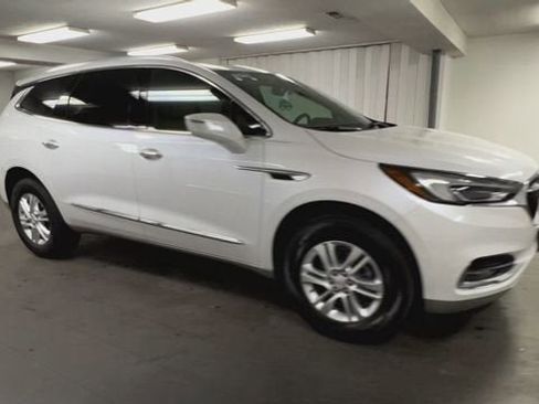 Certified 2021 Buick Enclave Essence w/ Sound and Sites Package image 2