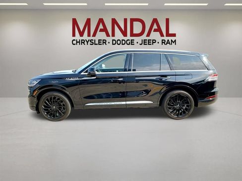 Used 2022 Lincoln Aviator Reserve w/ Equipment Group 201A AWD/4WD image 8