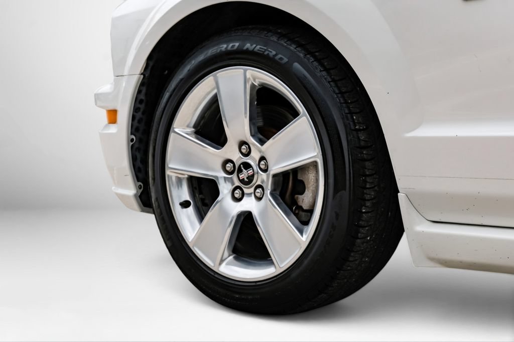 Used 2007 Ford Mustang GT Premium RWD image 42