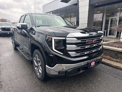 New 2026 GMC Sierra 1500 SLE w/ Preferred Package
