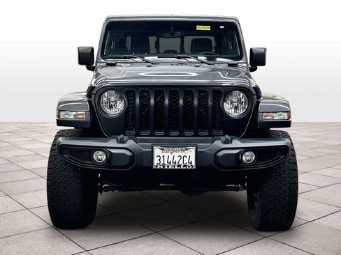 Used 2021 Jeep Gladiator Overland w/ Popular Equipment Package AWD/4WD image 3