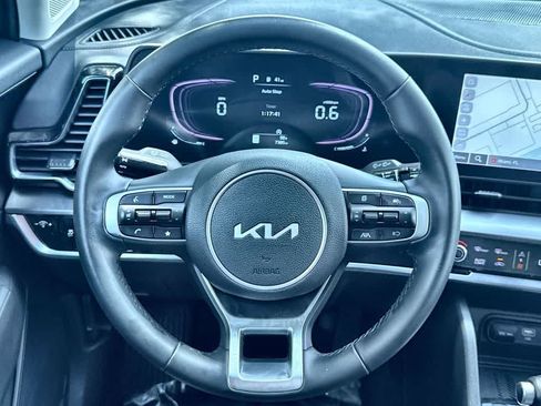 Certified 2025 Kia Sportage EX FWD image 15