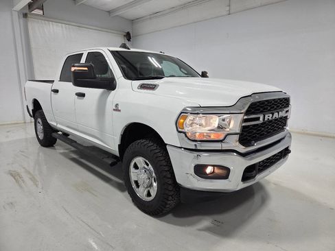 Used 2024 RAM 2500 Tradesman w/ Chrome Appearance Group AWD/4WD image 1