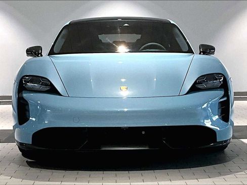 Used 2020 Porsche Taycan Turbo S image 13