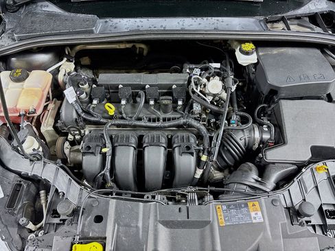 Used 2018 Ford Focus SE FWD image 27