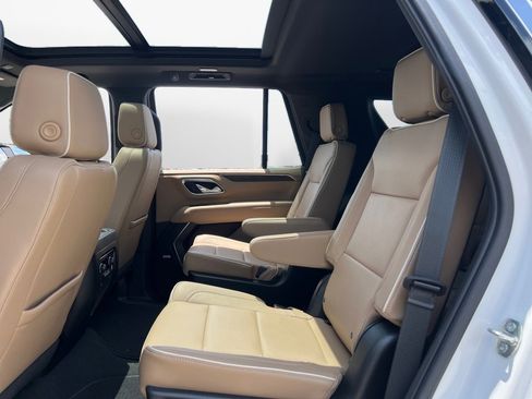 Used 2023 Chevrolet Tahoe Premier RWD image 13