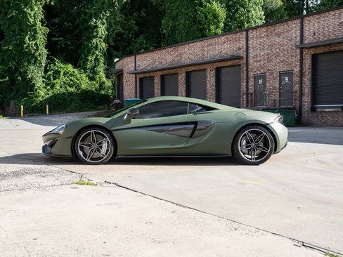 Used 2016 McLaren 570S Coupe RWD image 5
