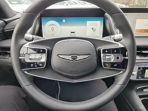 Used 2025 Genesis G90 3.5T image 7