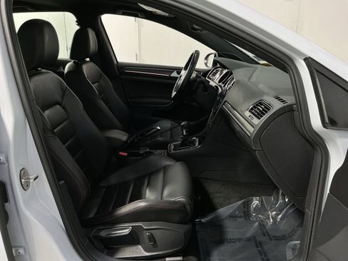 Used 2019 Volkswagen GTI SE w/ SE Experience Package FWD image 26