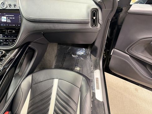 Used 2023 Aston Martin DBX 707 image 18