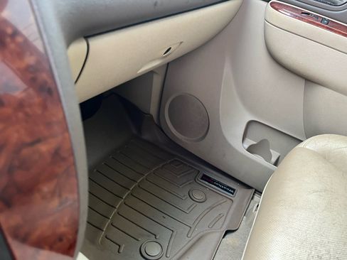 Used 2013 Chevrolet Silverado 1500 LTZ w/ LTZ White Diamond Edition image 16