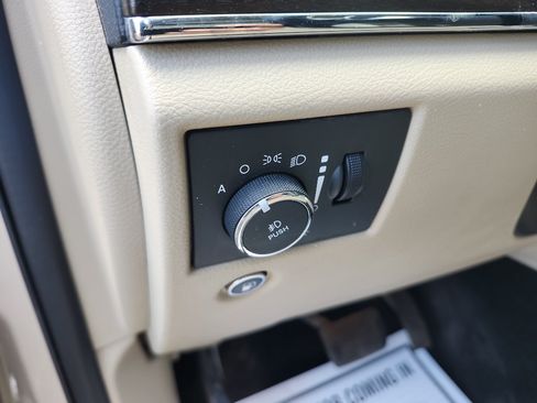 Used 2015 Jeep Grand Cherokee Limited w/ Luxury Group II AWD/4WD image 22