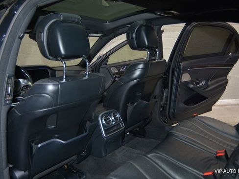 Used 2015 Mercedes-Benz S 550 Sedan image 21
