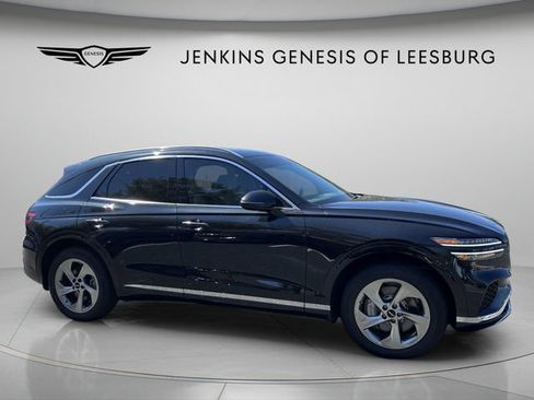 Used 2026 Genesis GV70 2.5T Select AWD/4WD image 2