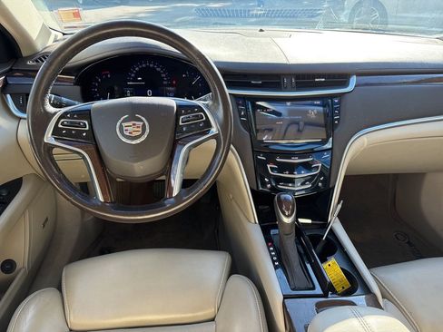 Used 2014 Cadillac XTS Luxury image 11