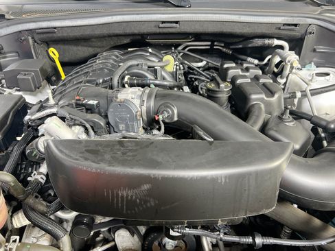 Used 2023 Dodge Durango GT AWD/4WD image 31