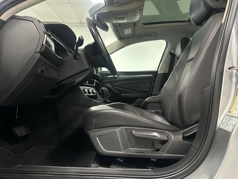Used 2020 Volkswagen Jetta SEL FWD image 15
