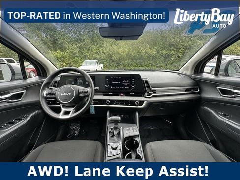 Used 2024 Kia Sportage LX image 13