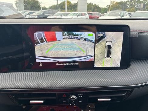 Used 2025 Nissan Kicks SR w/ Illumination Package FWD image 26