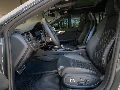 Used 2024 Audi S5 Premium Plus w/ Premium Plus Package AWD/4WD image 8