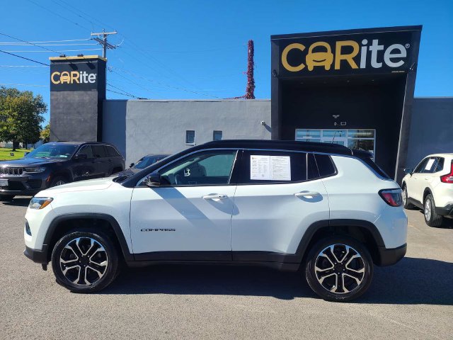Used 2022 Jeep Compass Limited AWD/4WD image 10