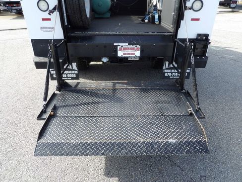 Used 2015 Ford F450 XL w/ Power Equipment Group image 45