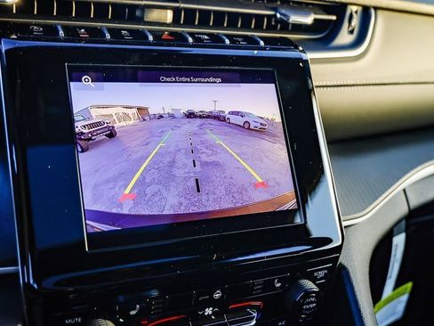 New 2025 Jeep Grand Cherokee Altitude image 52