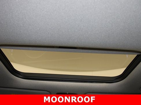 Used 2024 Hyundai Santa Fe Limited image 15