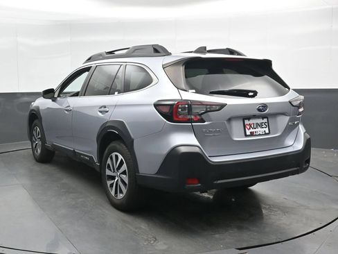 Used 2023 Subaru Outback Premium AWD/4WD image 10