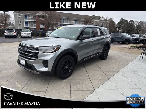 Used 2025 Ford Explorer Active image 5