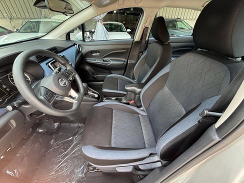 Used 2025 Nissan Versa SV FWD image 24