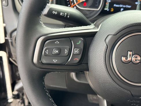 New 2026 Jeep Gladiator Mojave AWD/4WD image 30