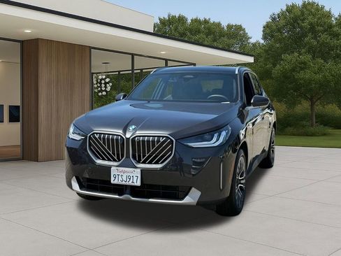 Used 2025 BMW X3 xDrive30 w/ Premium Package AWD/4WD image 2