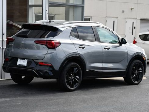 Used 2024 Buick Encore GX Sport Touring FWD image 7