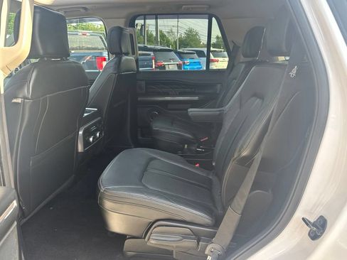 Used 2019 Ford Expedition Platinum AWD/4WD image 35